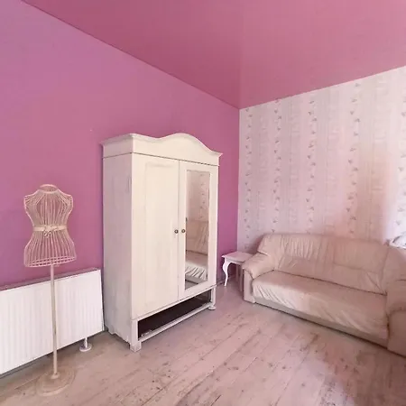Retro House *