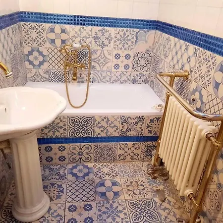 Retro House Apartment *